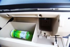 2013款北京汽车E系列三厢1.5L