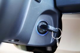 2013款北京汽车E系列三厢1.5L