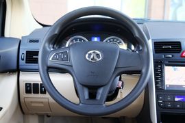 2013款北京汽车E系列三厢1.5L