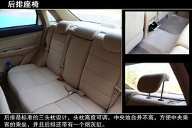 2013款北京汽车E系列三厢1.5L