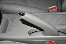 东风日产轩逸1.8XL手动豪华版