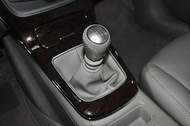 东风日产轩逸1.8XL手动豪华版