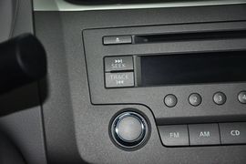 东风日产轩逸1.8XL手动豪华版