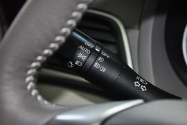东风日产轩逸1.8XL手动豪华版