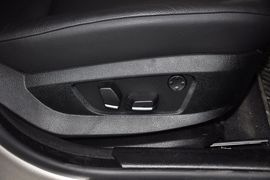 2013款宝马530Li领先型