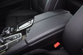 2013款宝马530Li领先型