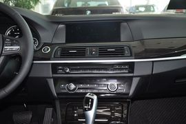 2013款宝马530Li领先型