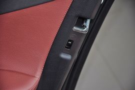 2013款宝马730Li领先型