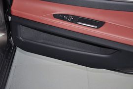 2013款宝马730Li领先型