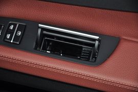 2013款宝马730Li领先型