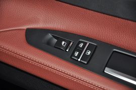 2013款宝马730Li领先型