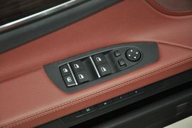 2013款宝马730Li领先型