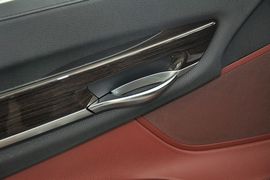 2013款宝马730Li领先型