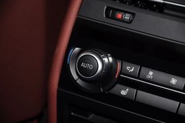 2013款宝马730Li领先型