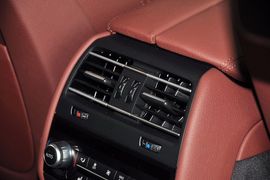 2013款宝马730Li领先型