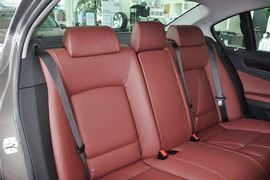 2013款宝马730Li领先型