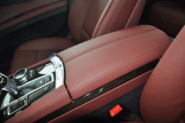 2013款宝马730Li领先型