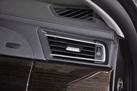 2013款宝马730Li领先型