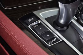 2013款宝马730Li领先型