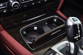 2013款宝马730Li领先型