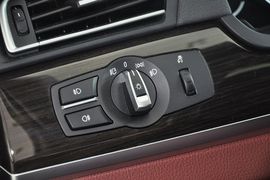 2013款宝马730Li领先型