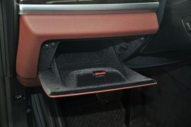 2013款宝马730Li领先型