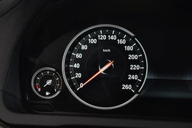 2013款宝马730Li领先型