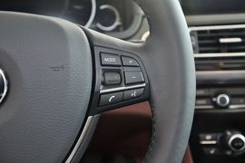 2013款宝马730Li领先型