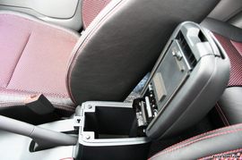 09款全新天语SX4两厢
