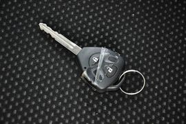 2011款江淮瑞鹰2.0L两驱经典型