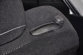 2011款江淮瑞鹰2.0L两驱经典型