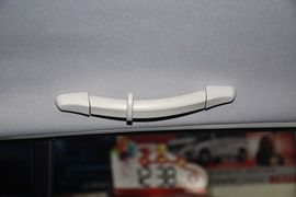 2011款江淮瑞鹰2.0L两驱经典型