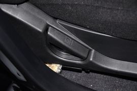 2011款江淮瑞鹰2.0L两驱经典型