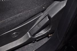 2011款江淮瑞鹰2.0L两驱经典型