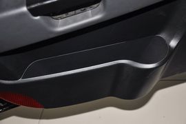 2011款江淮瑞鹰2.0L两驱经典型