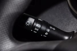 2011款江淮瑞鹰2.0L两驱经典型