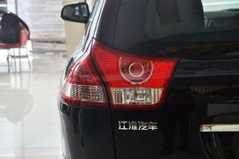 2011款江淮瑞鹰2.0L两驱经典型
