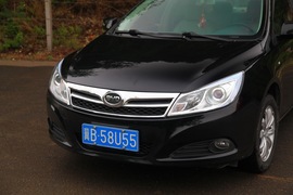 2013款众泰Z300