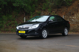 2013款众泰Z300