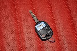 2013款福特野马3.7L