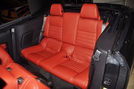 2013款福特野马3.7L