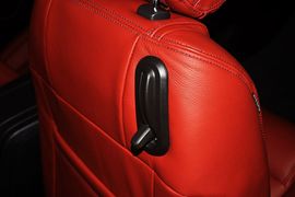 2013款福特野马3.7L