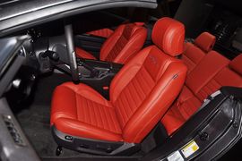 2013款福特野马3.7L