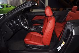2013款福特野马3.7L