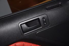 2013款福特野马3.7L