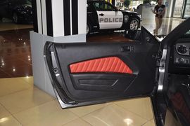 2013款福特野马3.7L