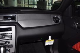 2013款福特野马3.7L