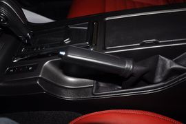 2013款福特野马3.7L