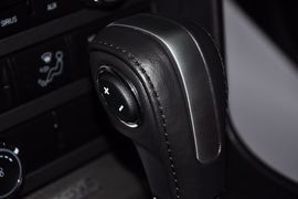 2013款福特野马3.7L