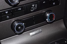 2013款福特野马3.7L